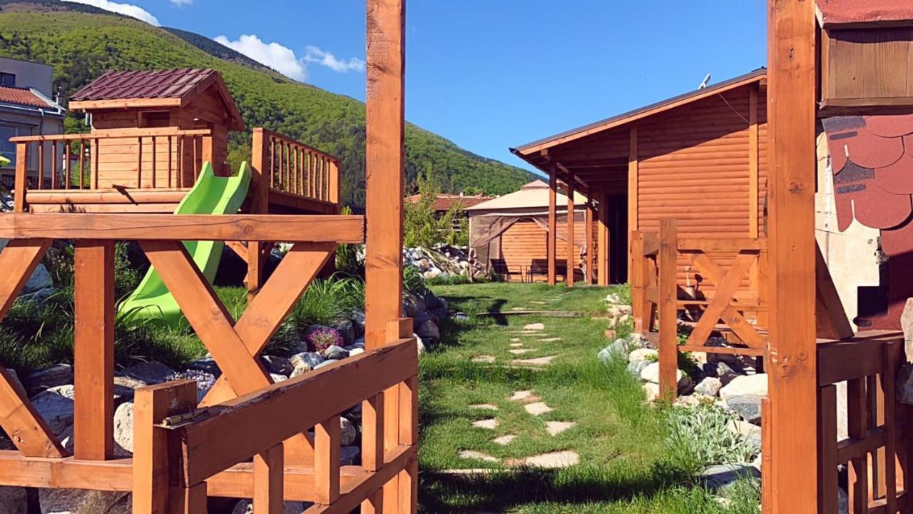 Тихият Кът Hotel Sapareva Banya ภายนอก รูปภาพ